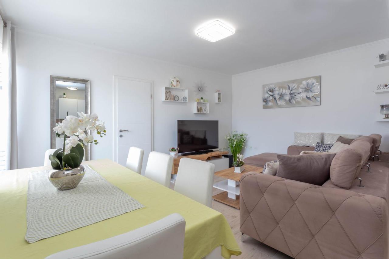 Apartments Edi - Zf Hvar Hvar Town Kültér fotó